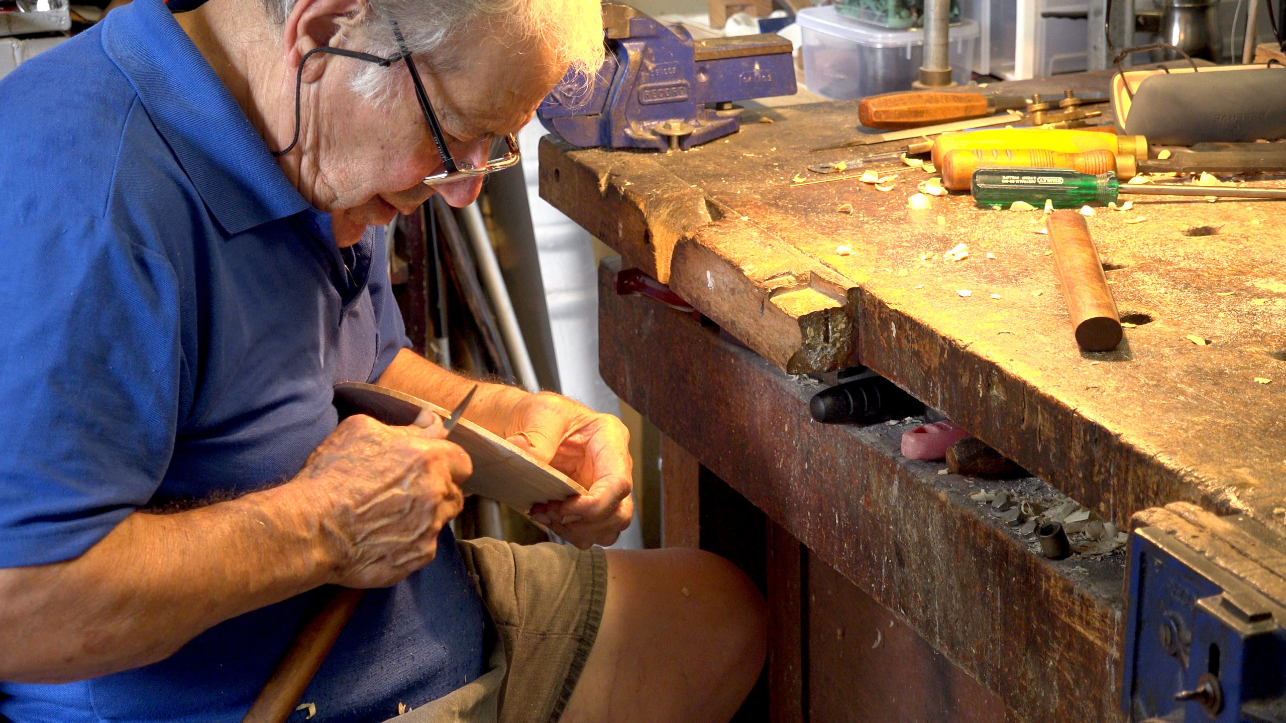 the-beautiful-story-of-how-your-violin-is-made