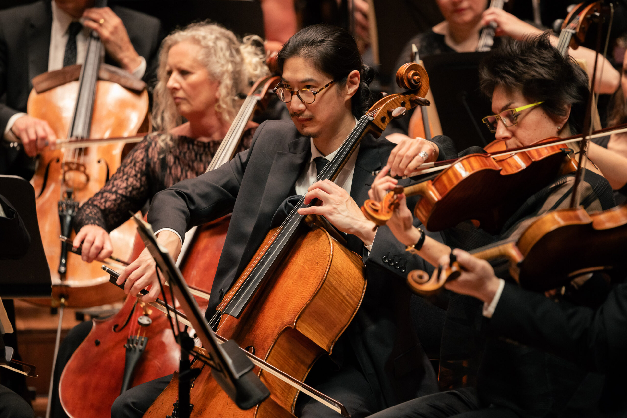 AWO plays Stravinsky, Mills & Shostakovich